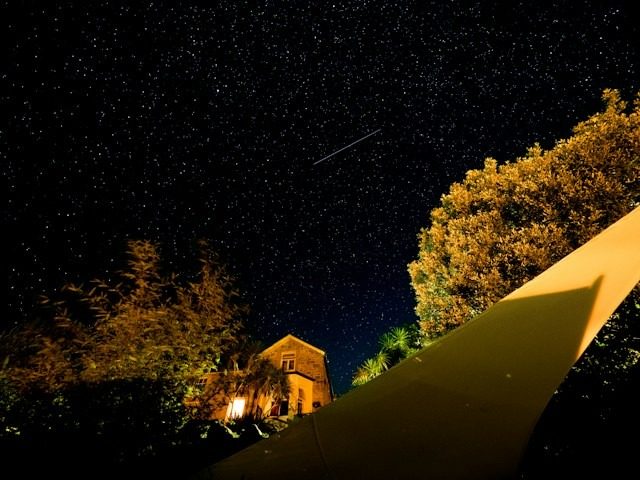 Halley's Dust & Distant Galaxies, Isle of Wight
